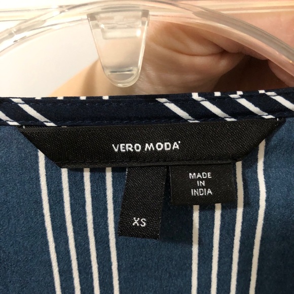 3/$30 Vero Moda Dress - Picture 4 of 4